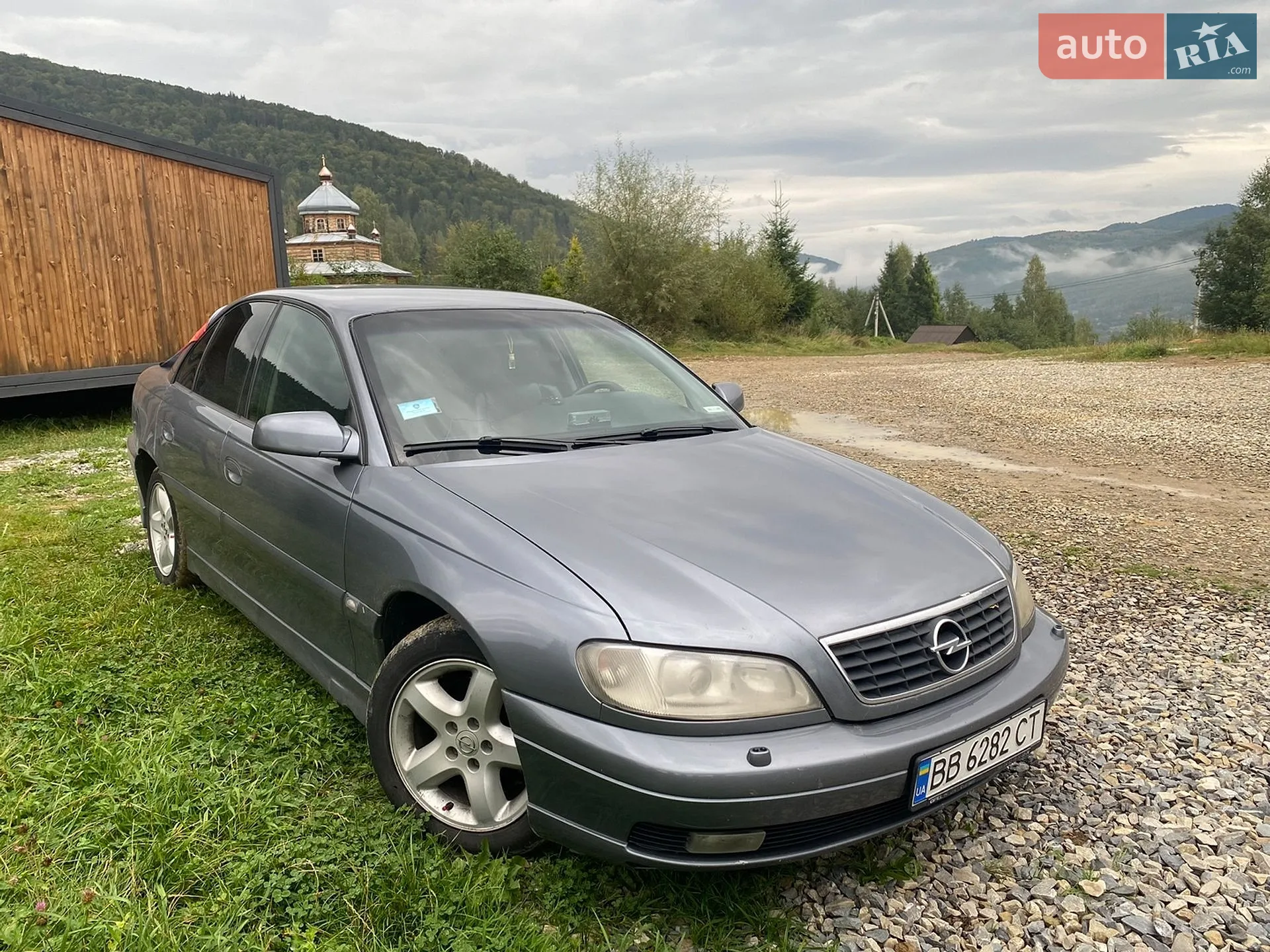 Opel Omega, 2002