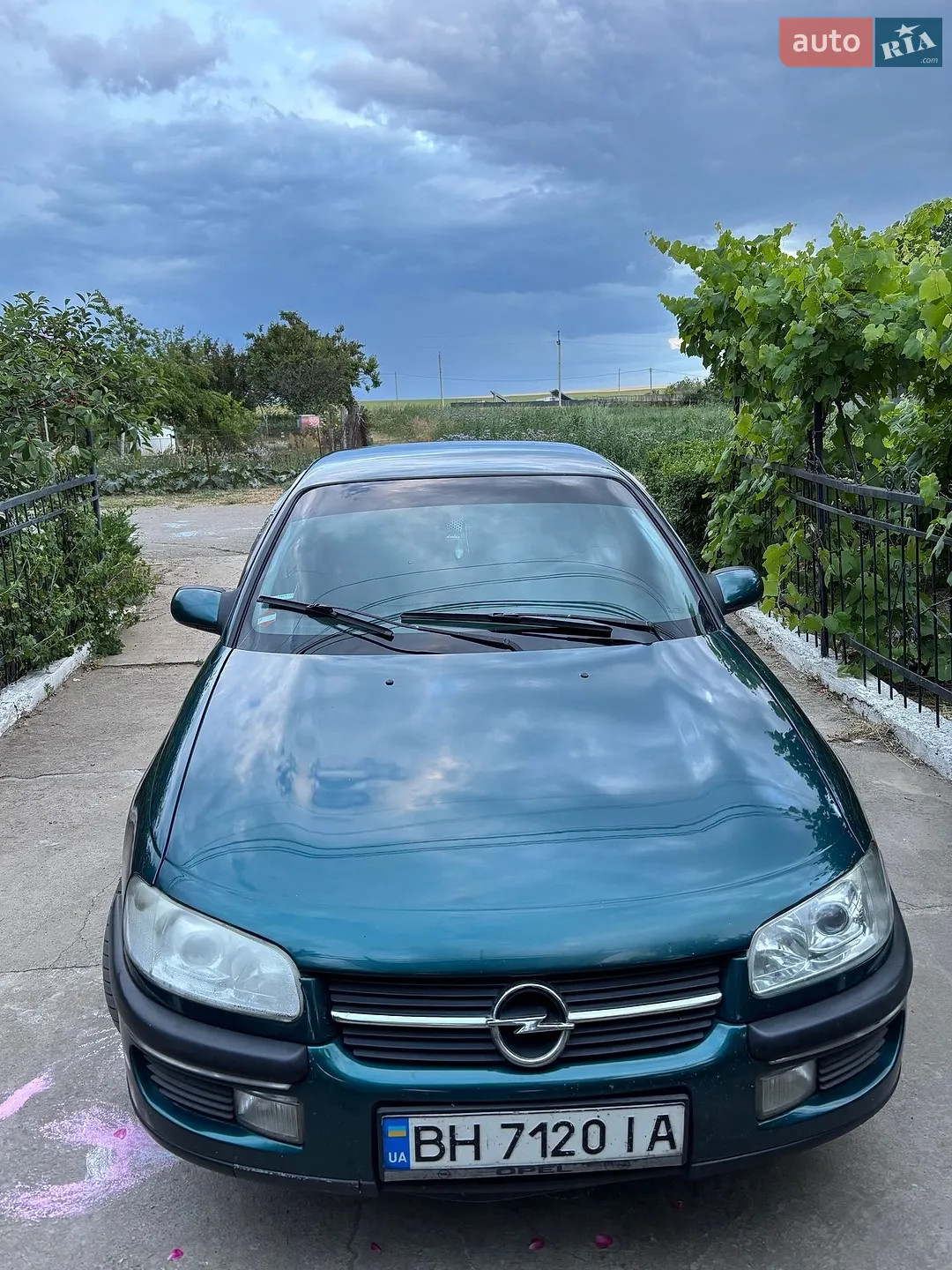 Opel Omega, 1995