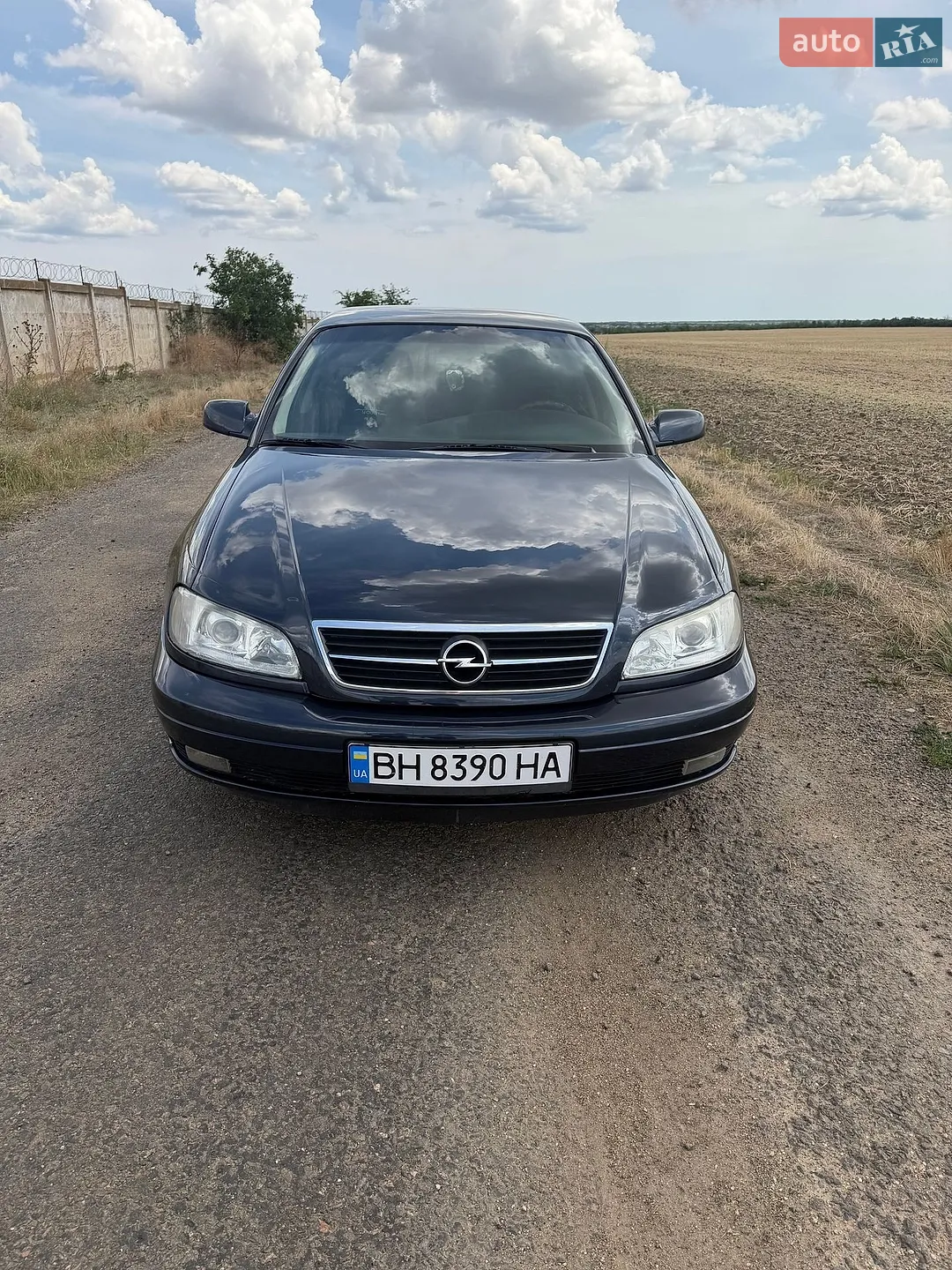 Opel Omega, 2000