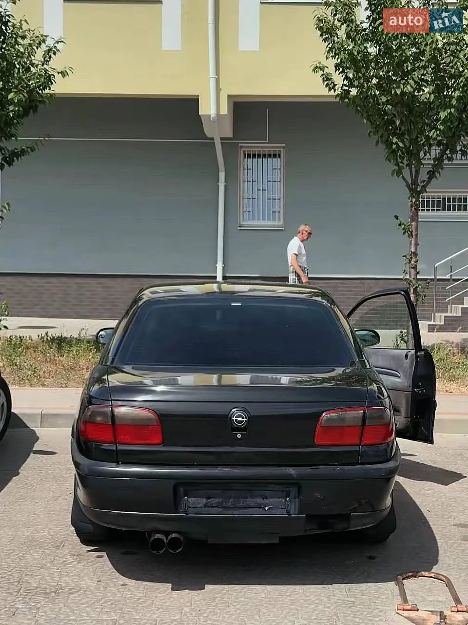 Opel Omega, 1995
