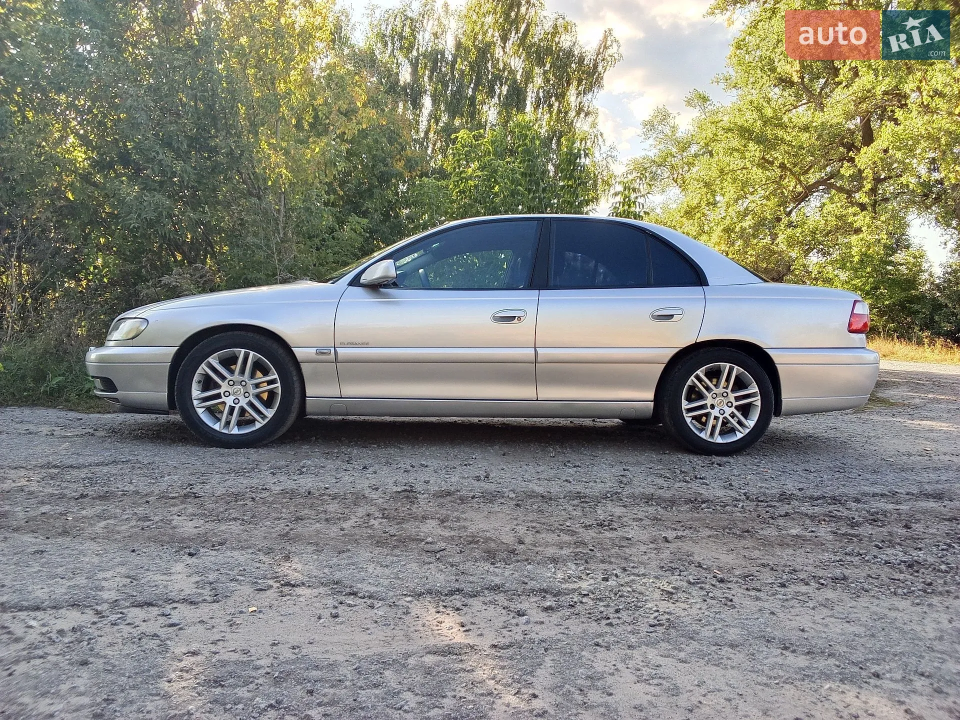 Opel Omega, 2002