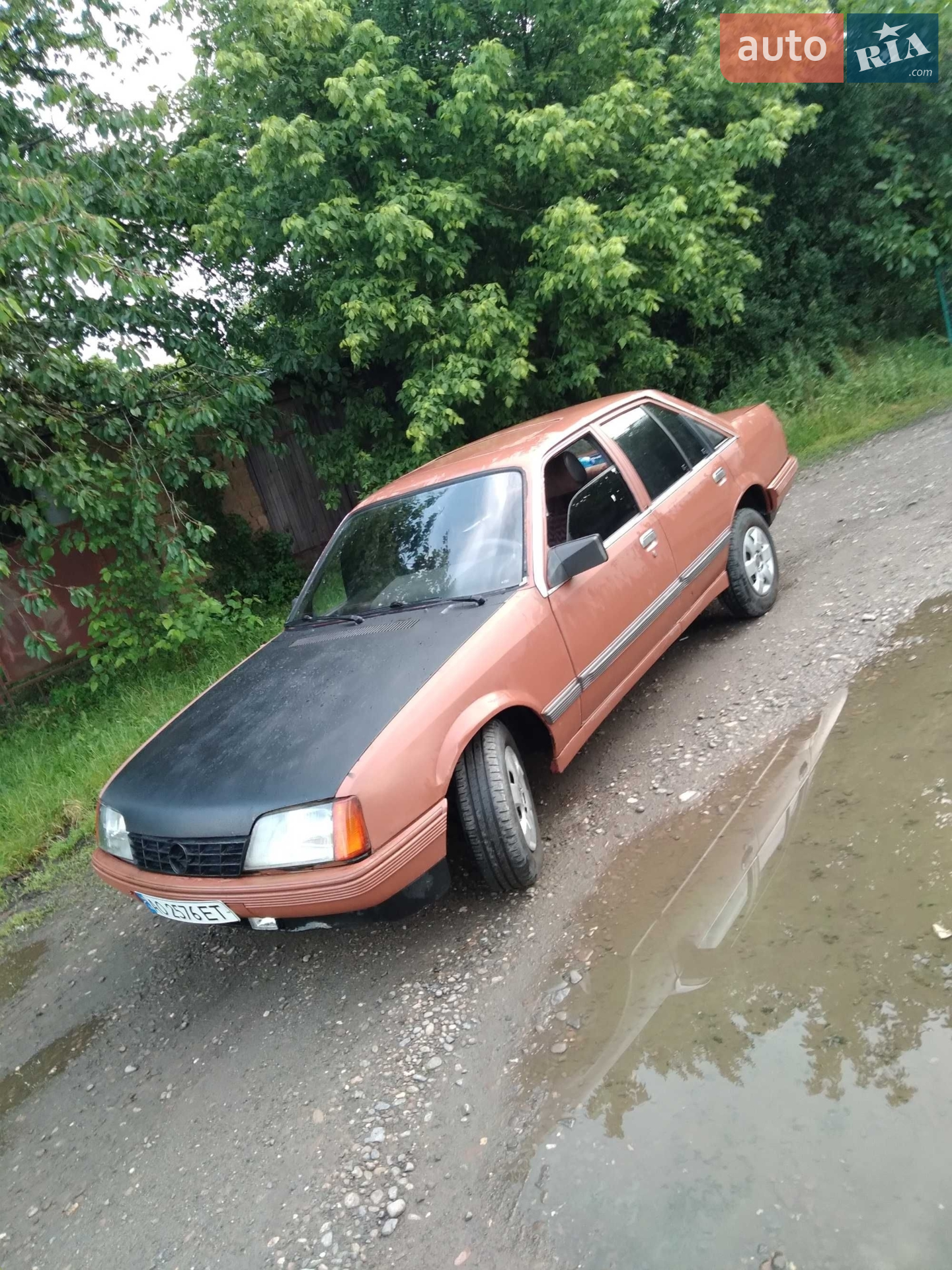 Opel Rekord, 1985