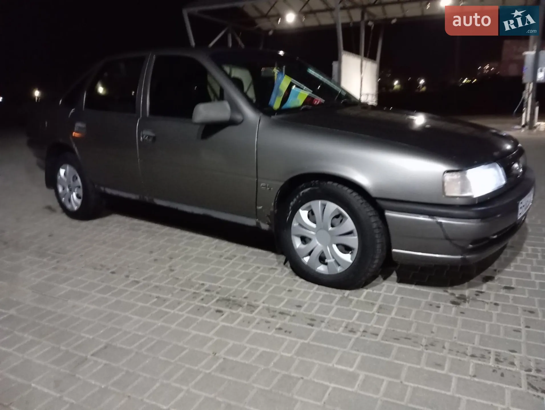 Opel Vectra, 1993