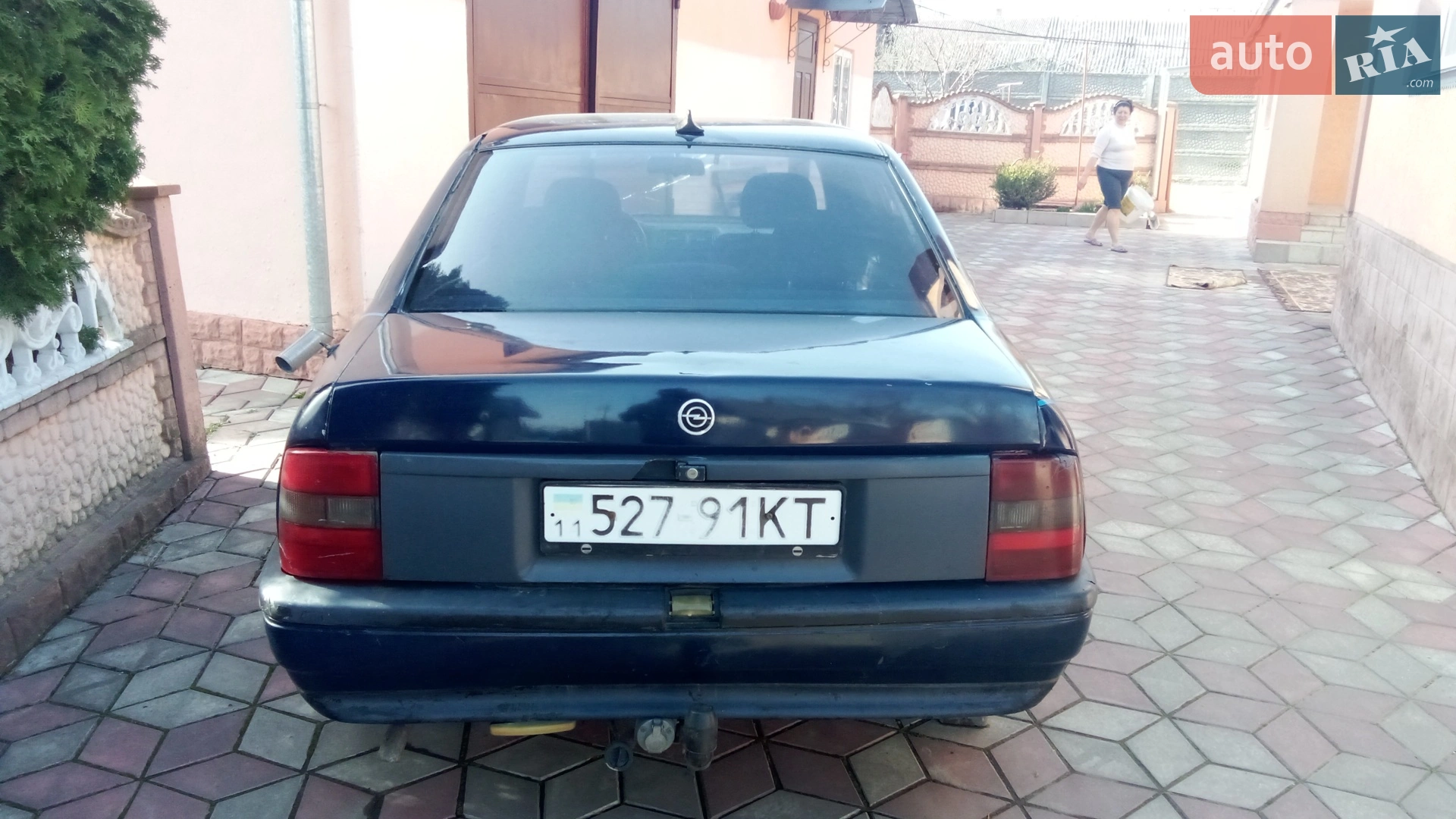 Opel Vectra, 1990