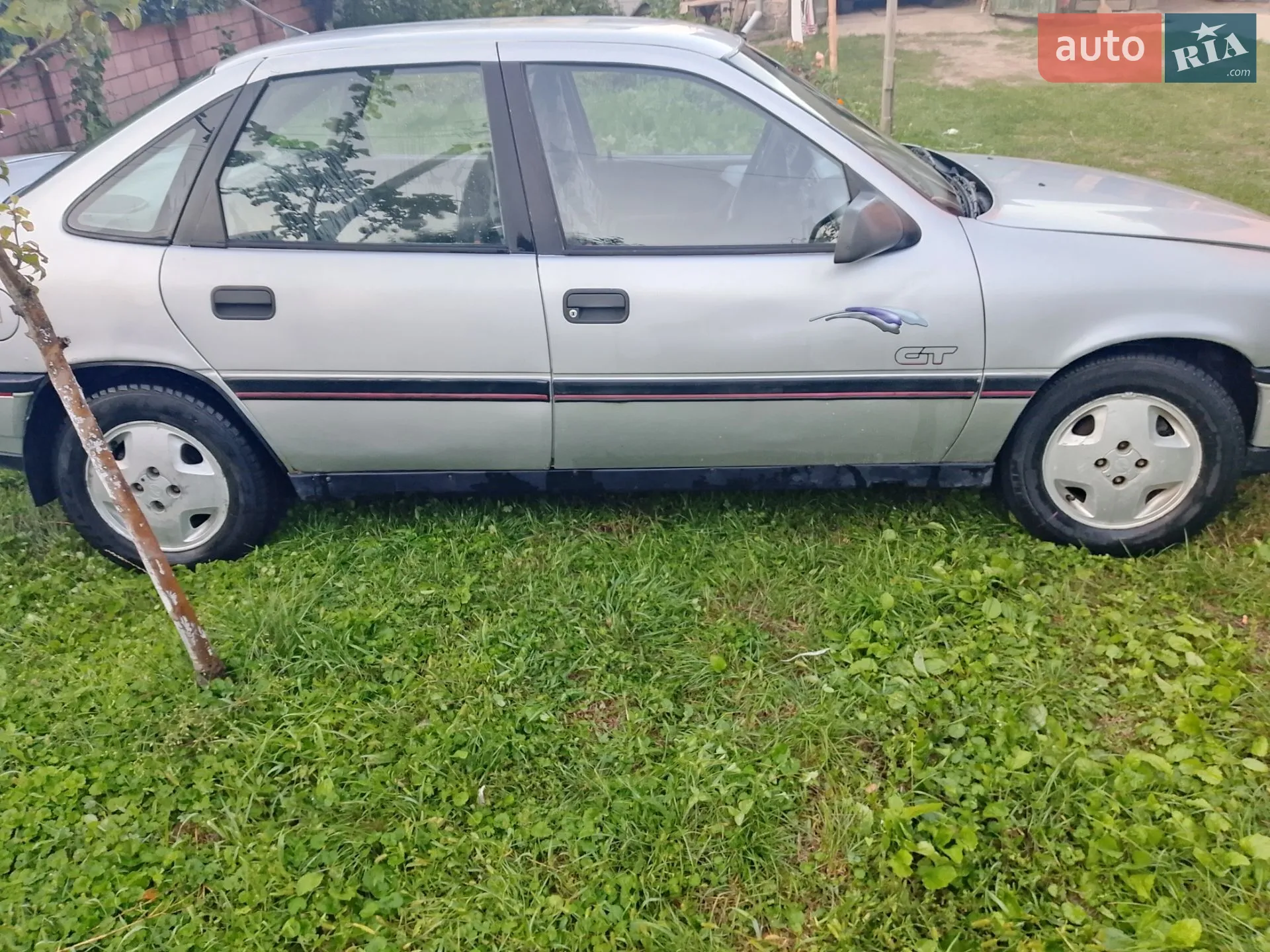 Opel Vectra, 1989