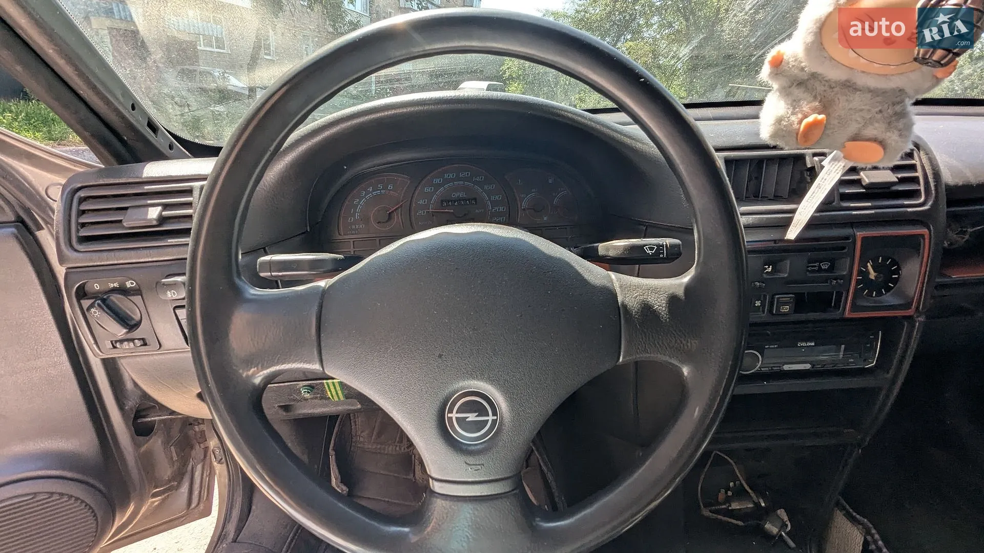 Opel Vectra, 1990