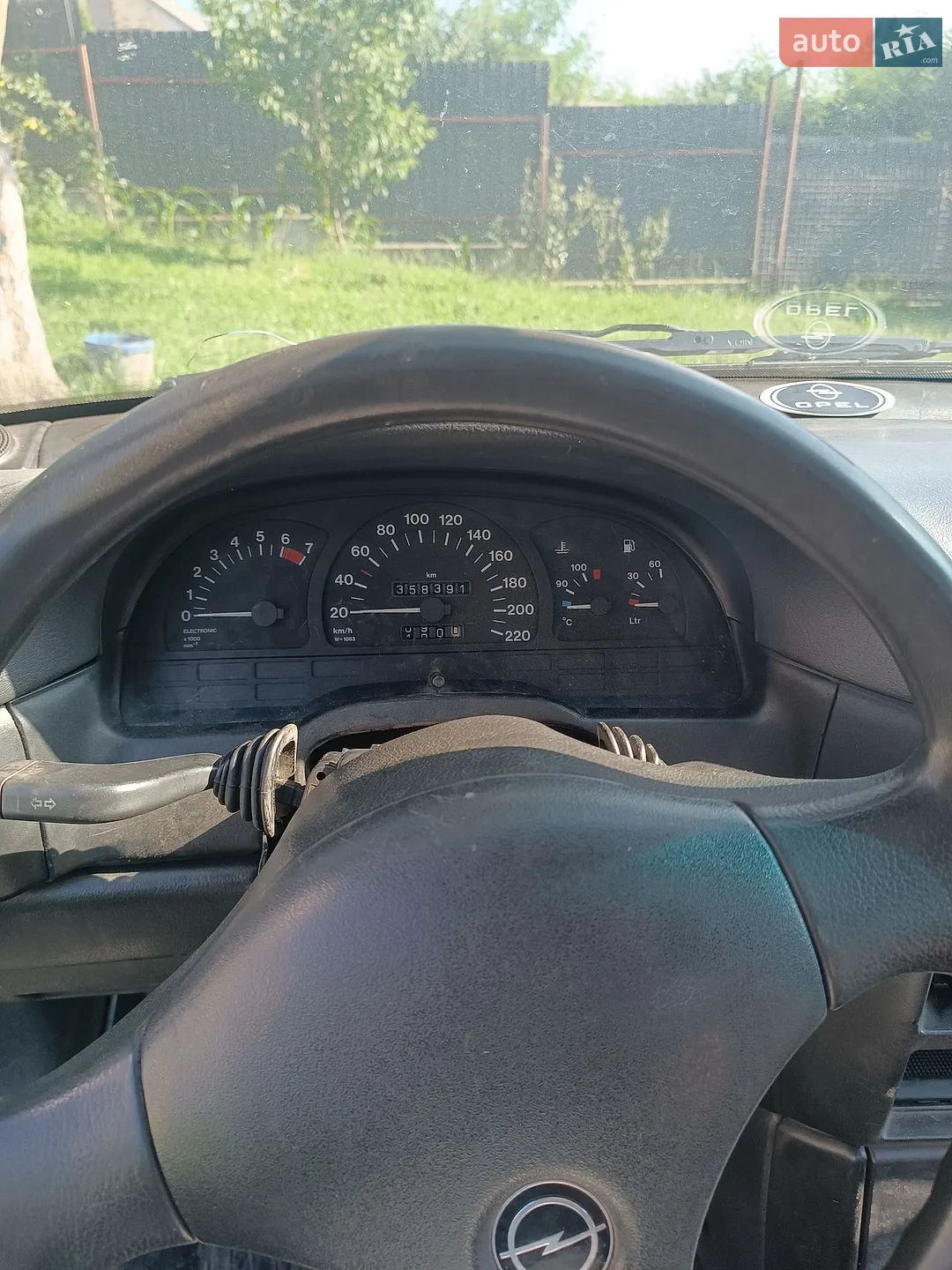 Opel Vectra, 1990