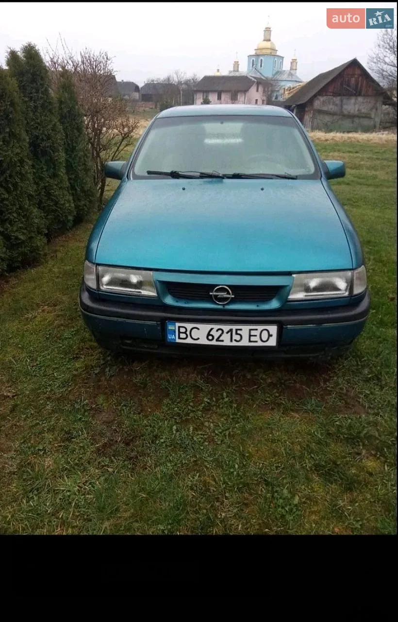 Opel Vectra, 1993