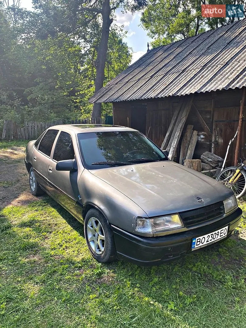 Opel Vectra, 1990