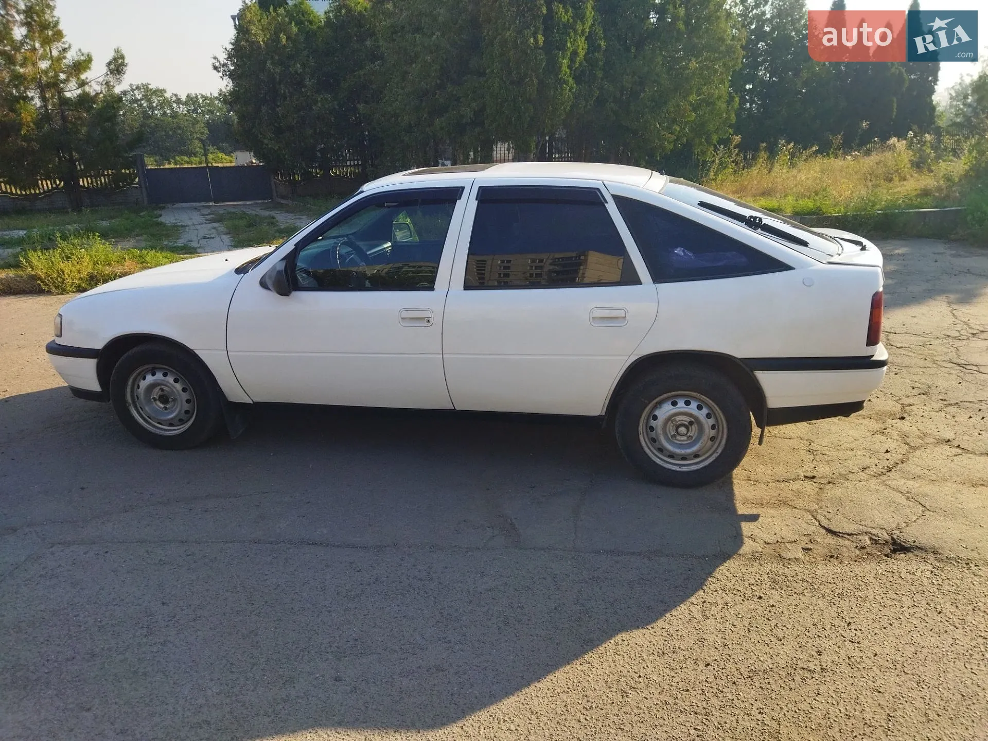 Opel Vectra, 1989