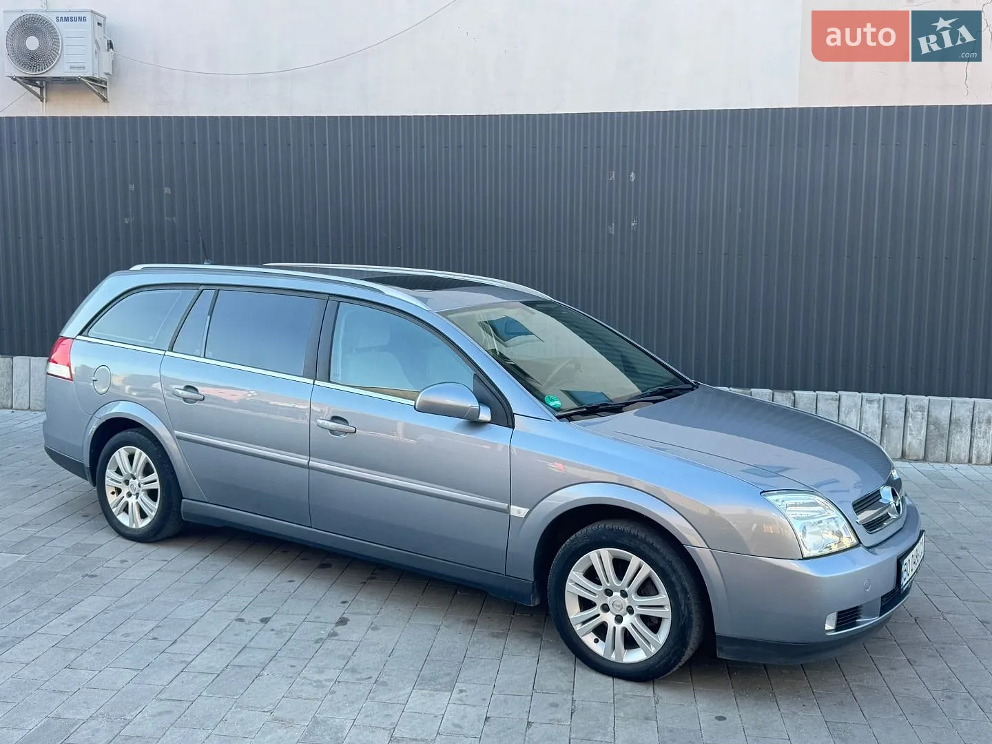 Opel Vectra 2004 — 1