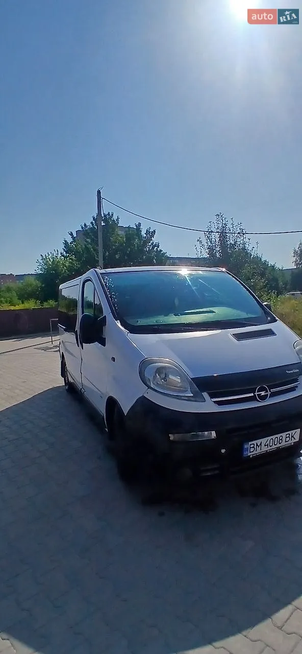 Opel Vivaro, 2005