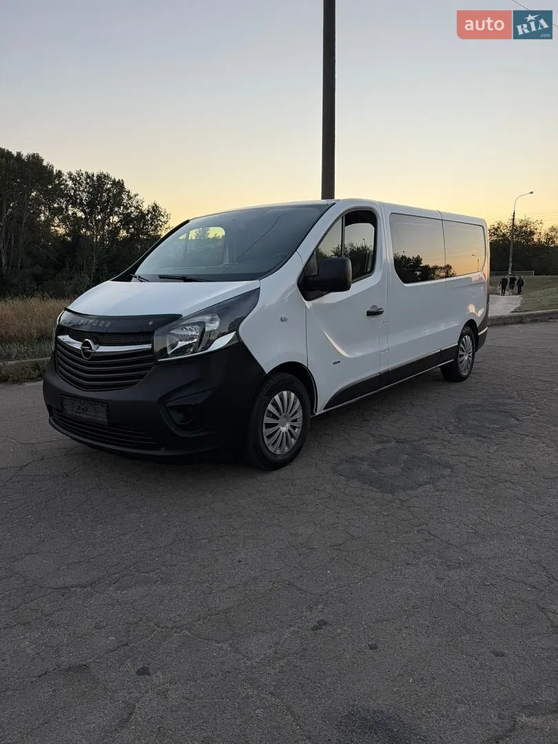 Opel Vivaro, 2015