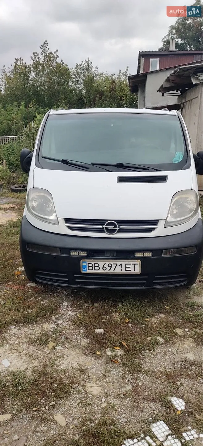 Opel Vivaro, 2002