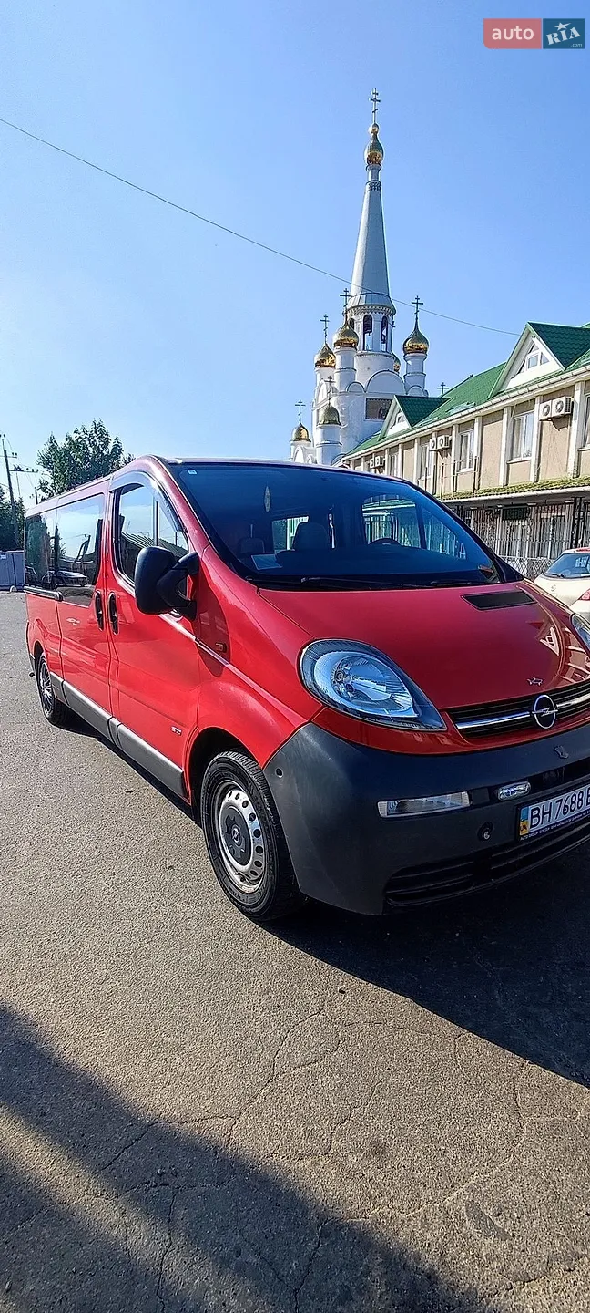 Opel Vivaro, 2004