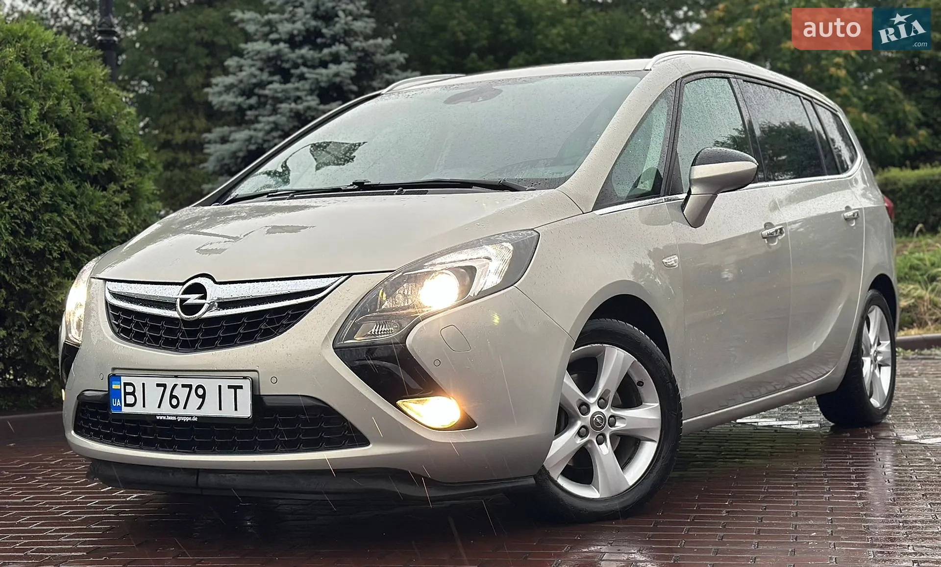 Opel Zafira Tourer, 2013