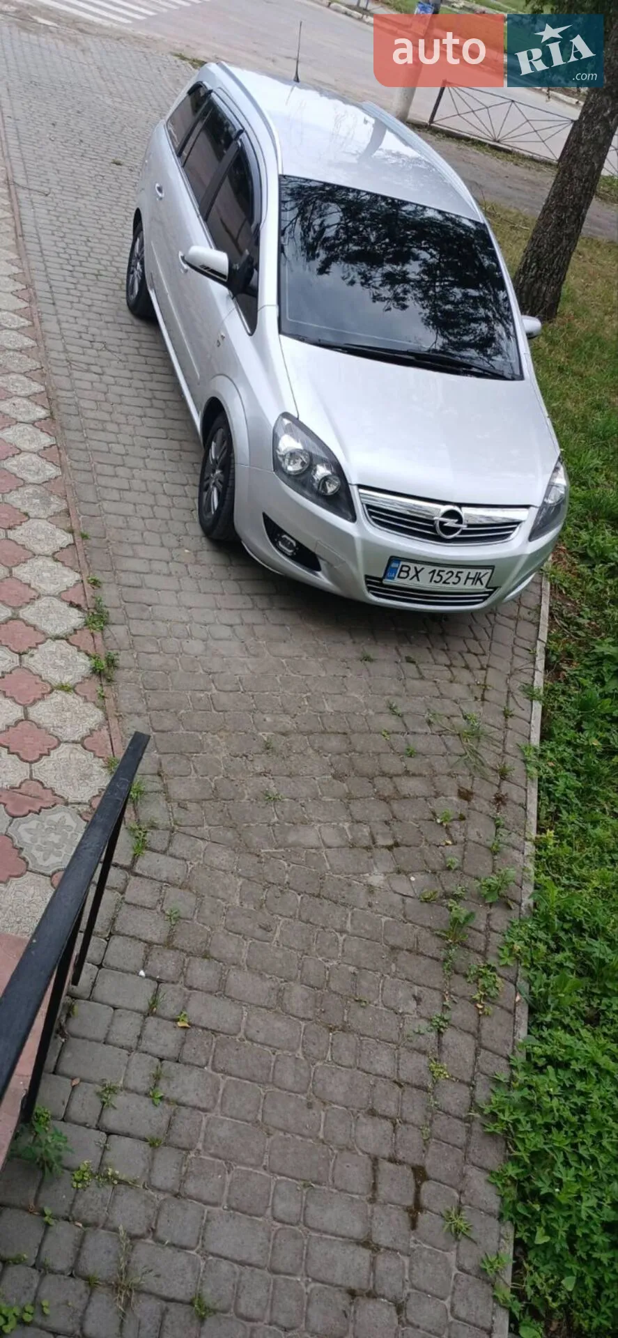 Opel Zafira, 2011