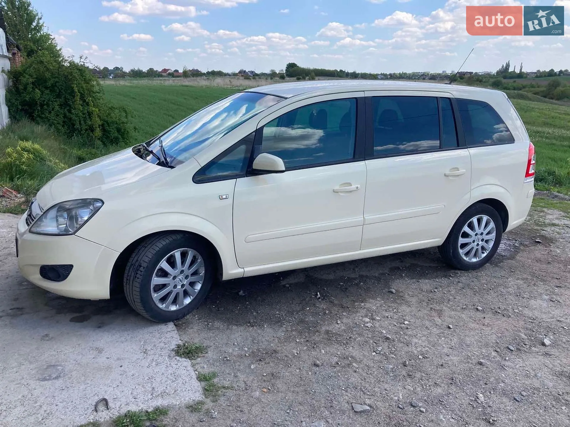 Opel Zafira, 2009