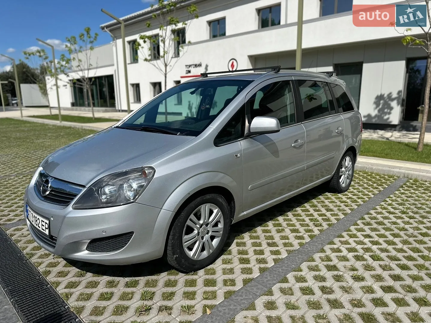 Opel Zafira, 2011