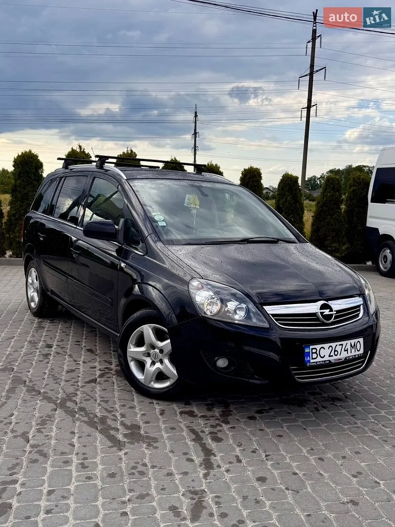 Opel Zafira, 2010