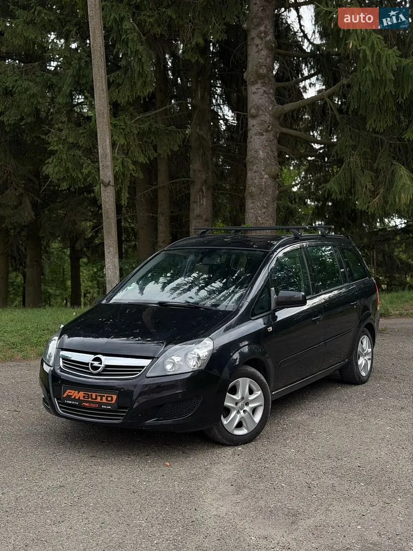 Opel Zafira, 2013