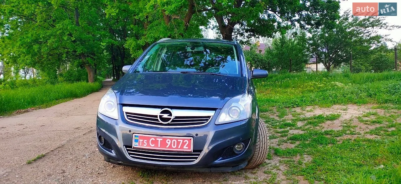 Opel Zafira, 2009