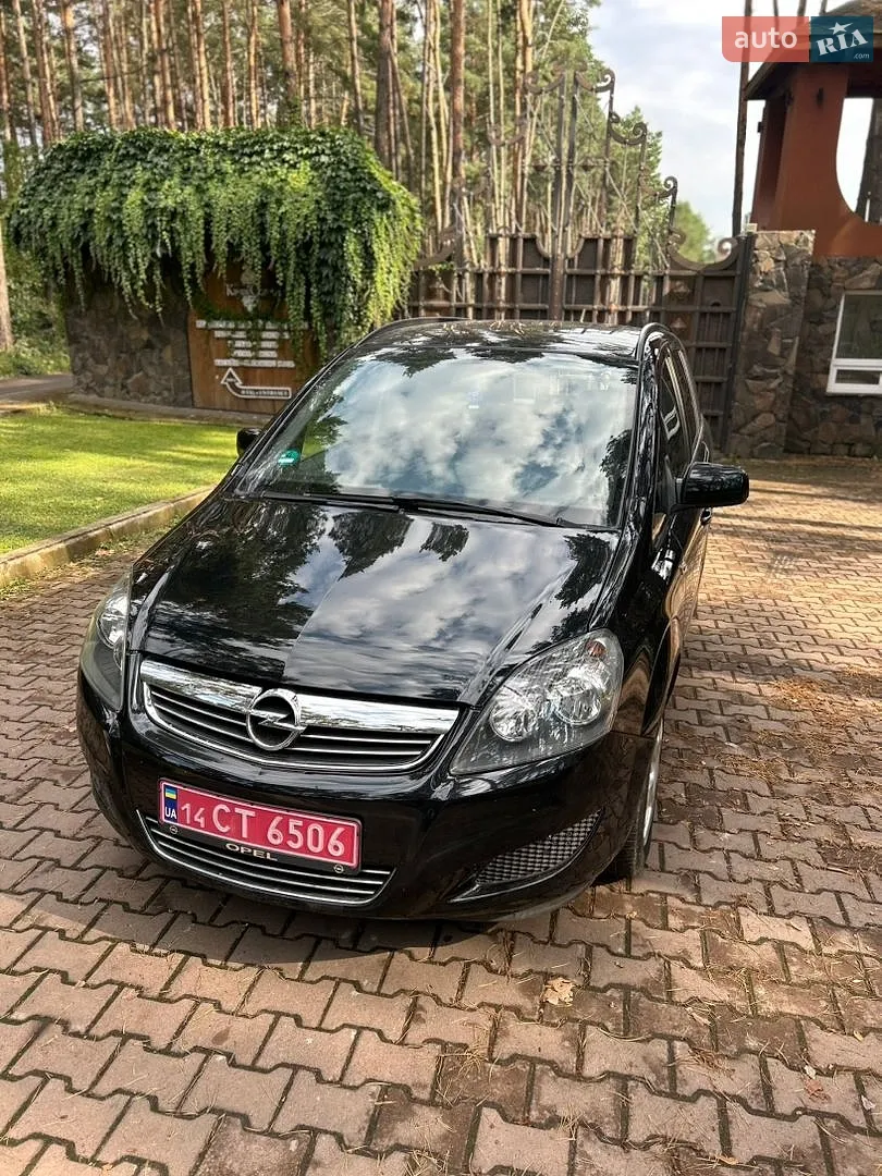 Opel Zafira, 2012