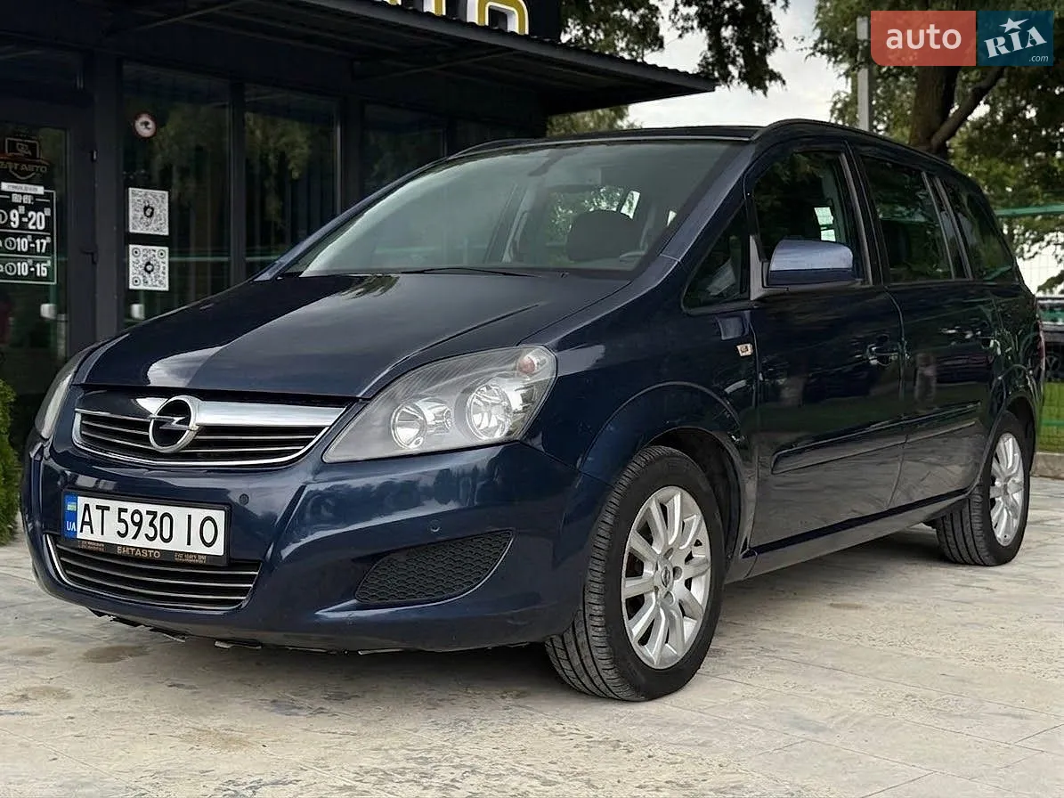 Opel Zafira, 2012