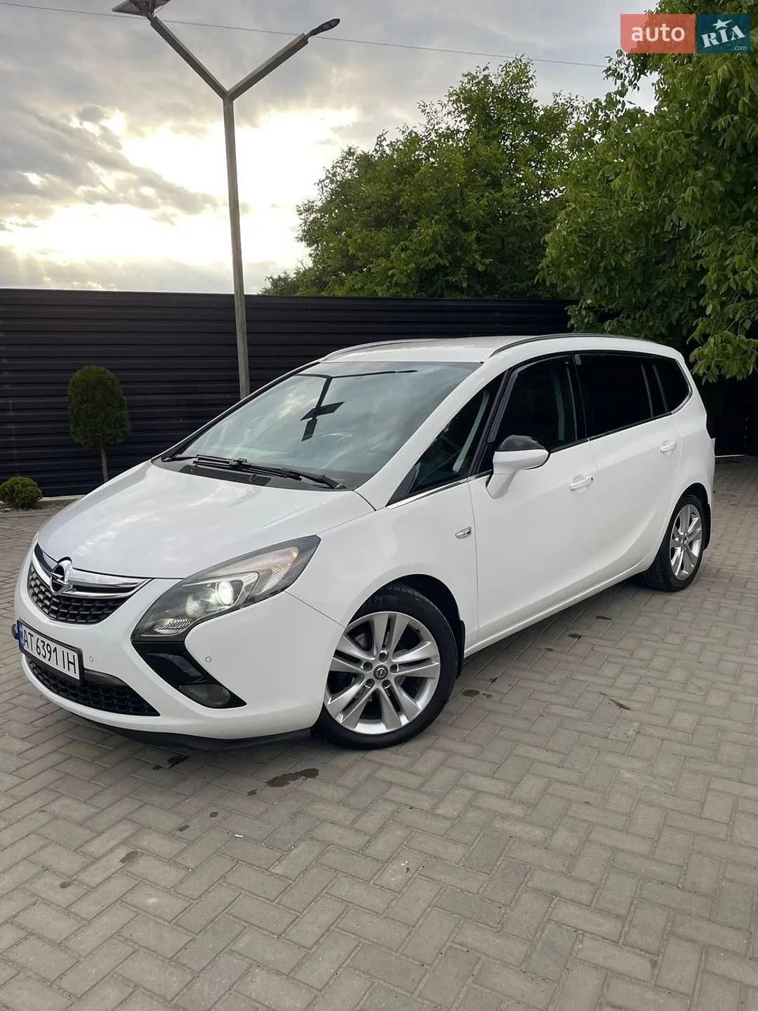 Opel Zafira, 2012