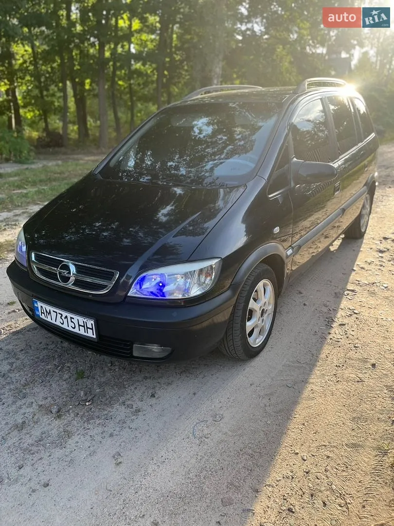 Opel Zafira, 2003