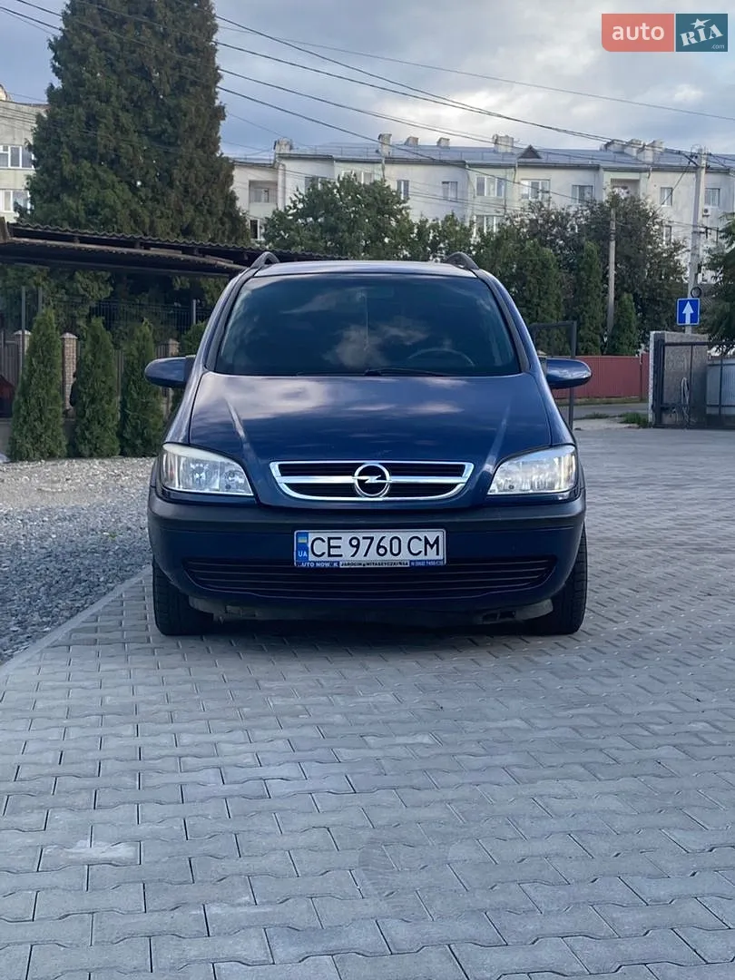 Opel Zafira, 2004