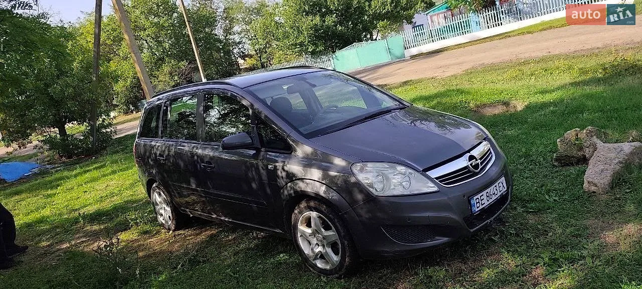 Opel Zafira, 2009