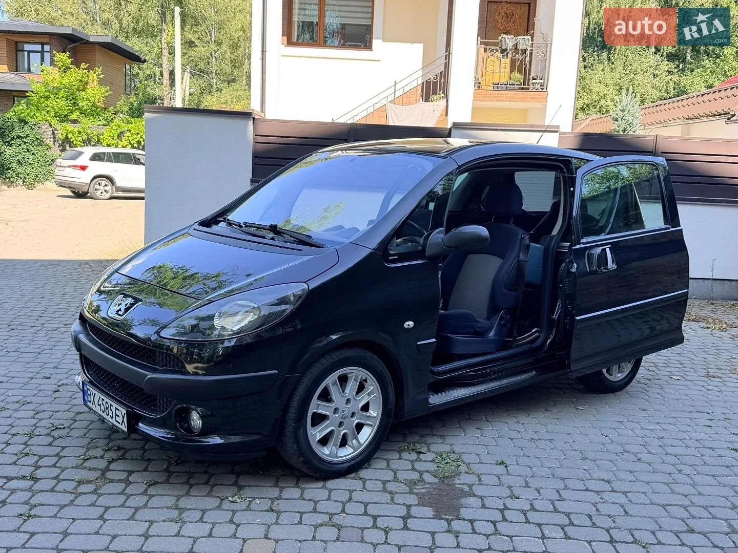 Peugeot 1007, 2006
