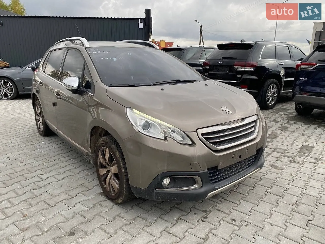 Peugeot 2008, 2015