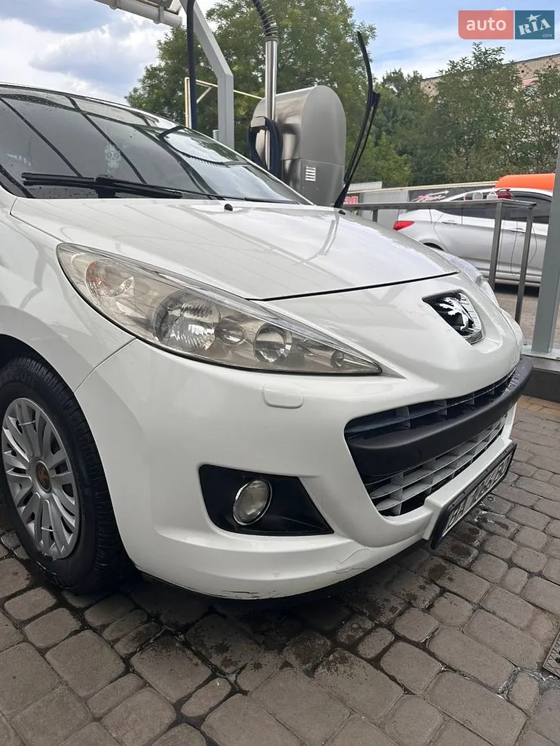 Peugeot 207, 2011