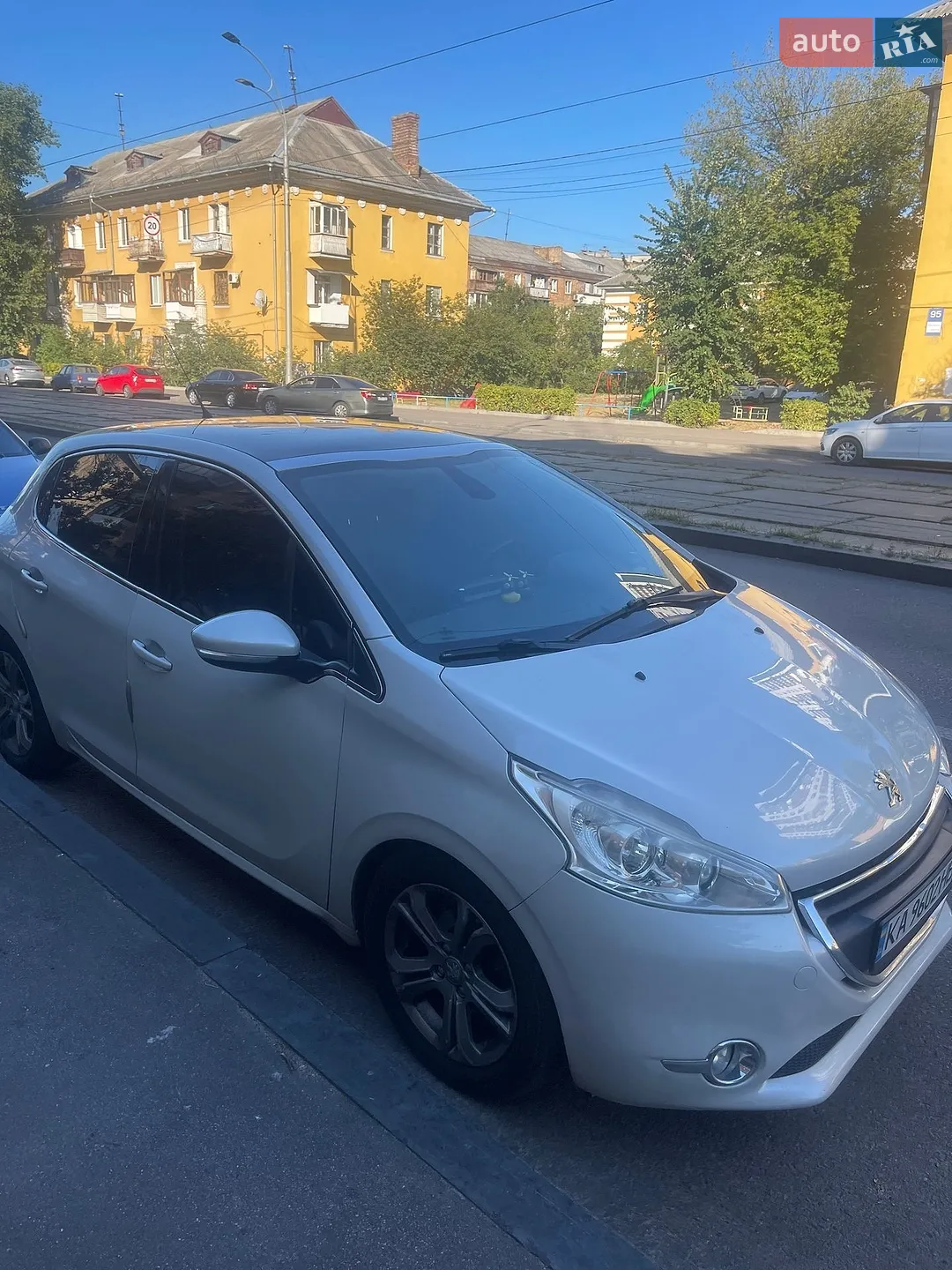 Peugeot 208, 2014