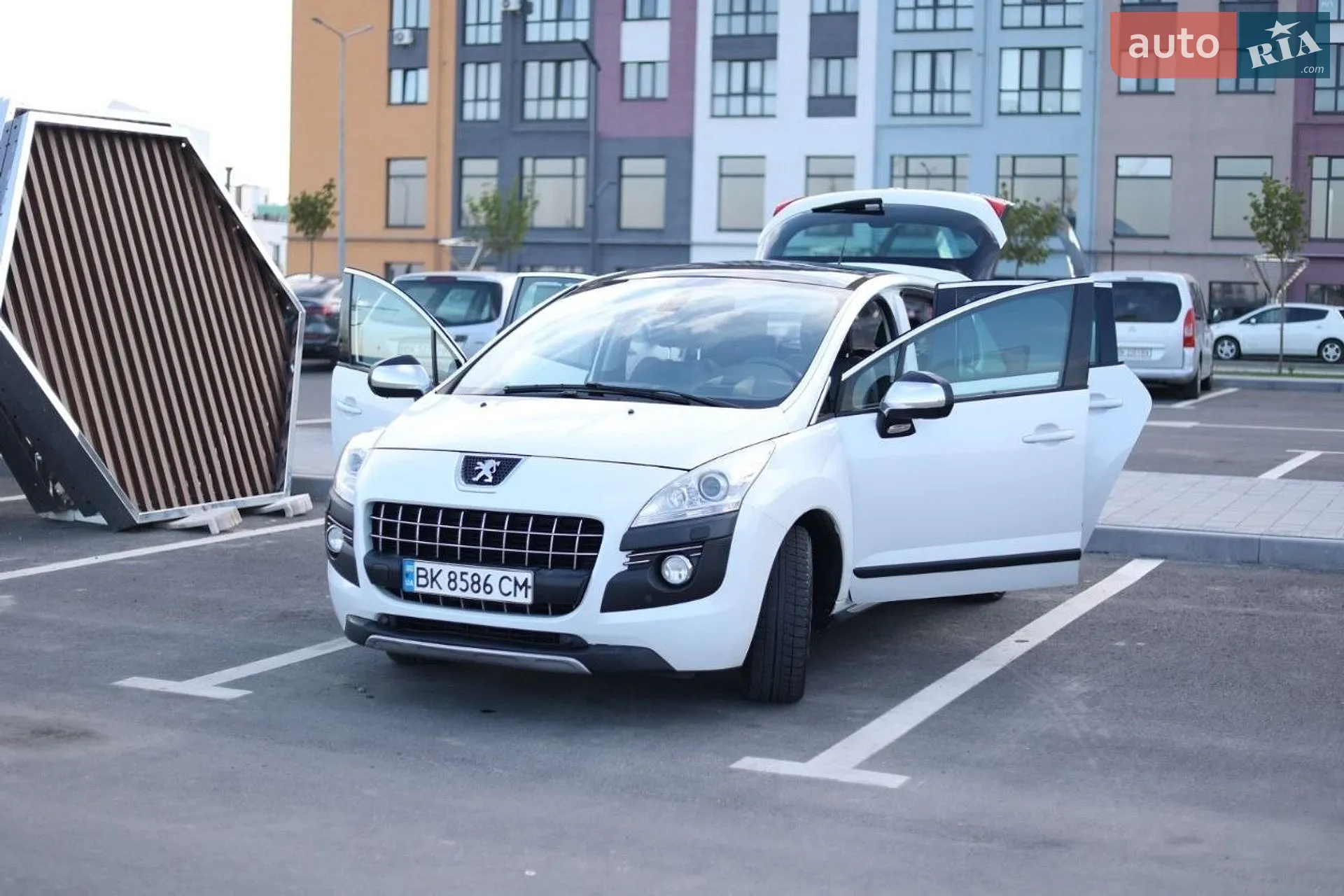 Peugeot 3008, 2011