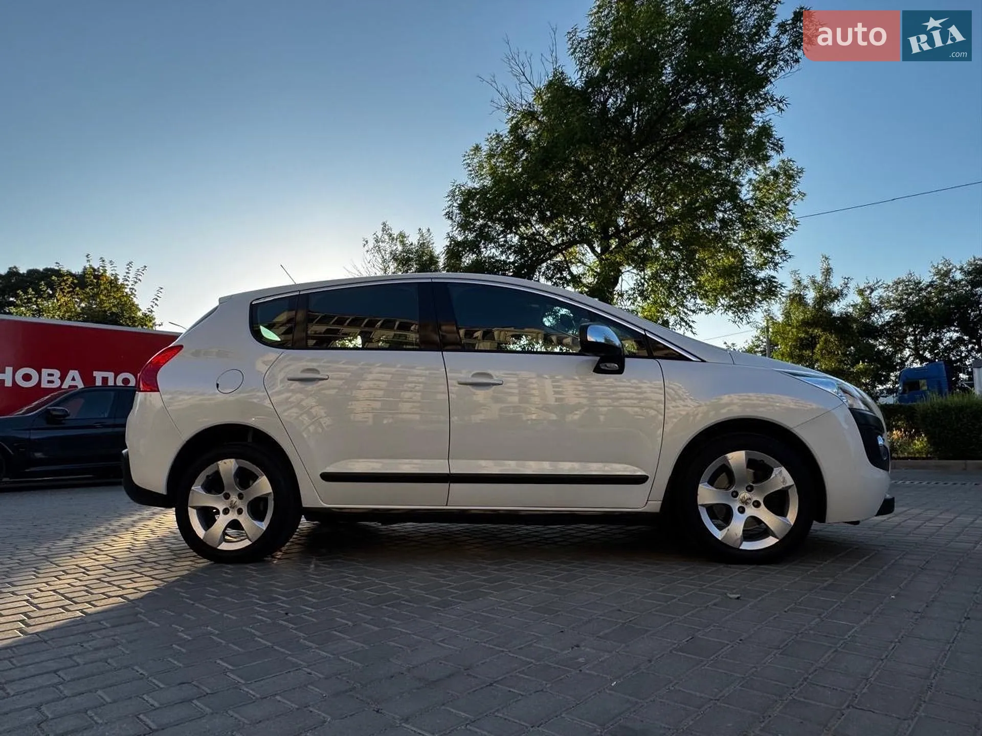 Peugeot 3008, 2011