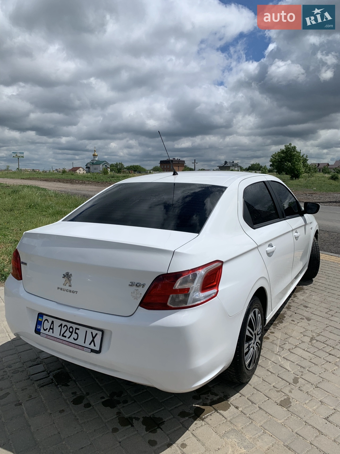 Peugeot 301, 2016