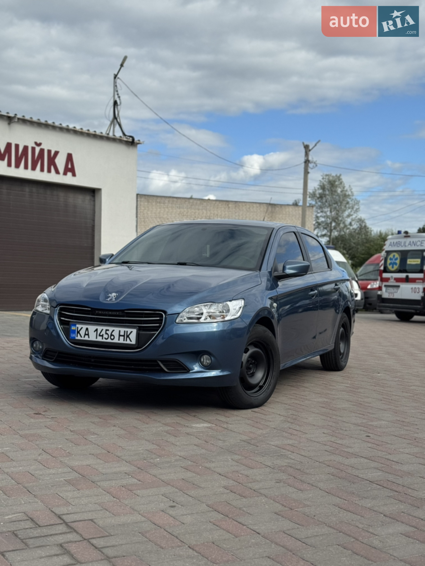 Peugeot 301, 2015