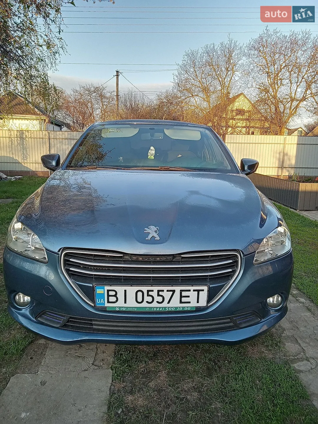 Peugeot 301 2016 — 1