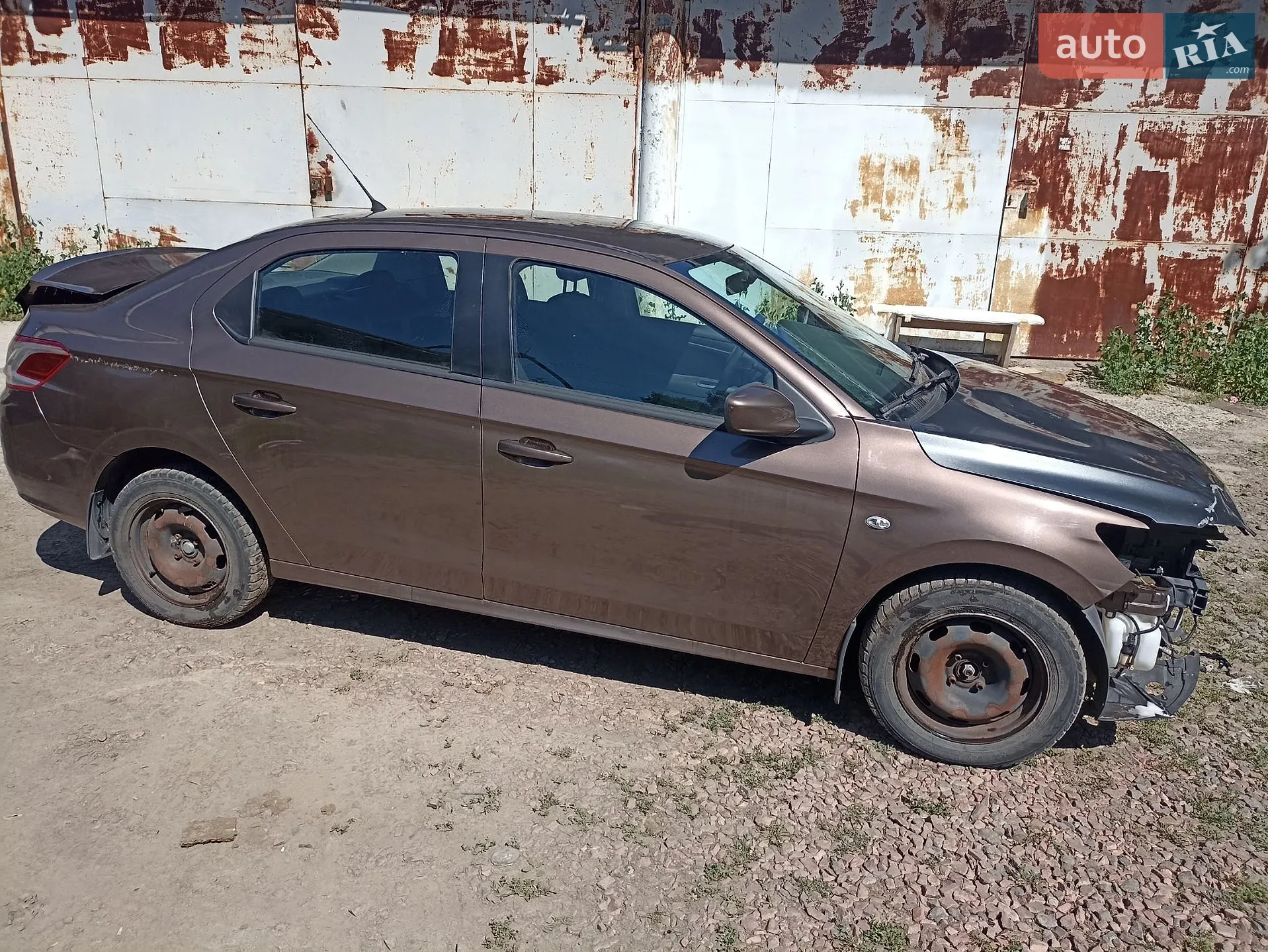 Peugeot 301, 2014