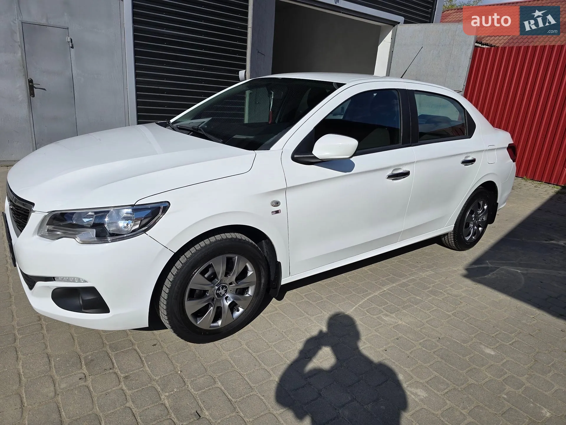 Peugeot 301, 2017