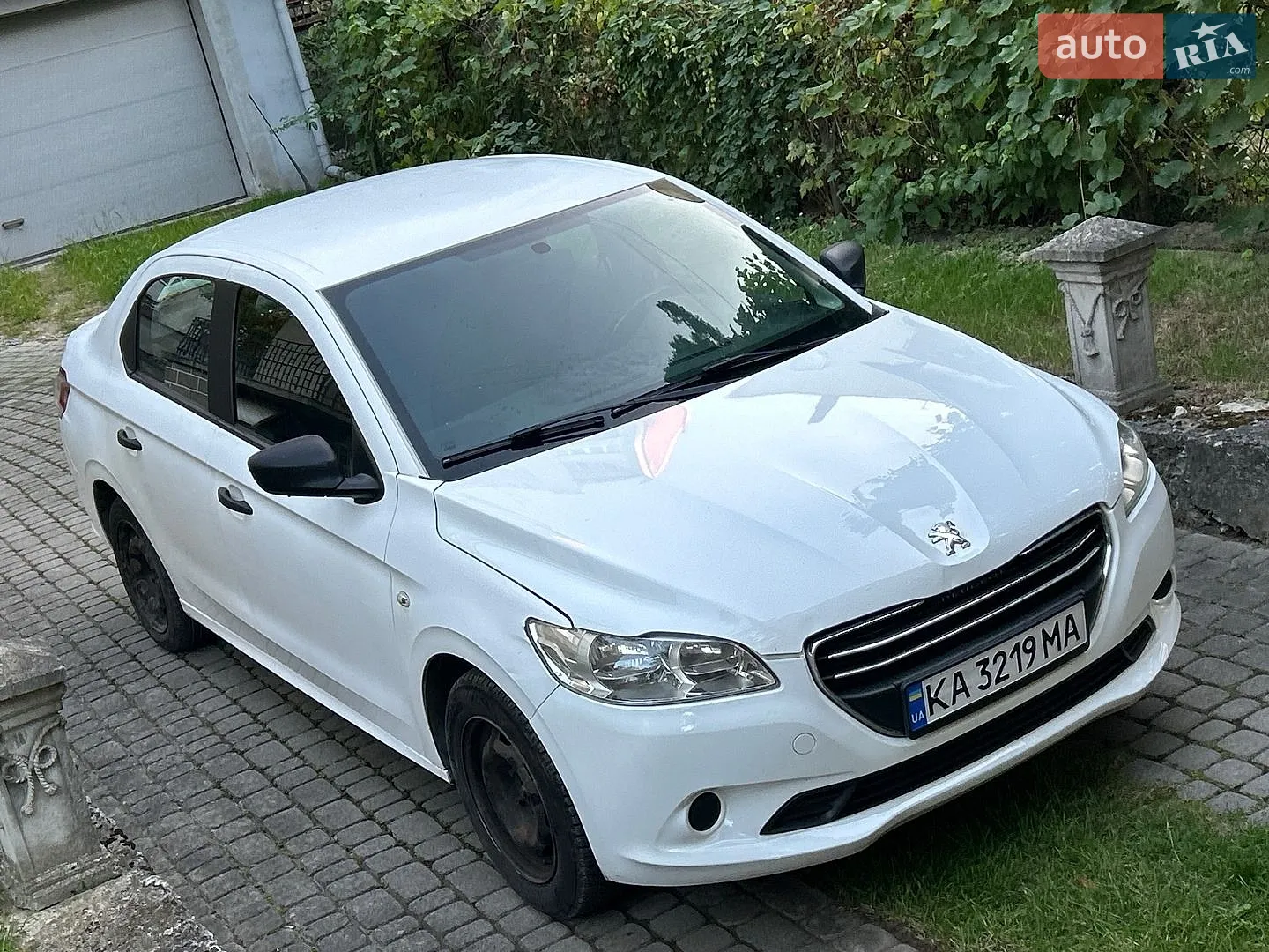 Peugeot 301, 2016