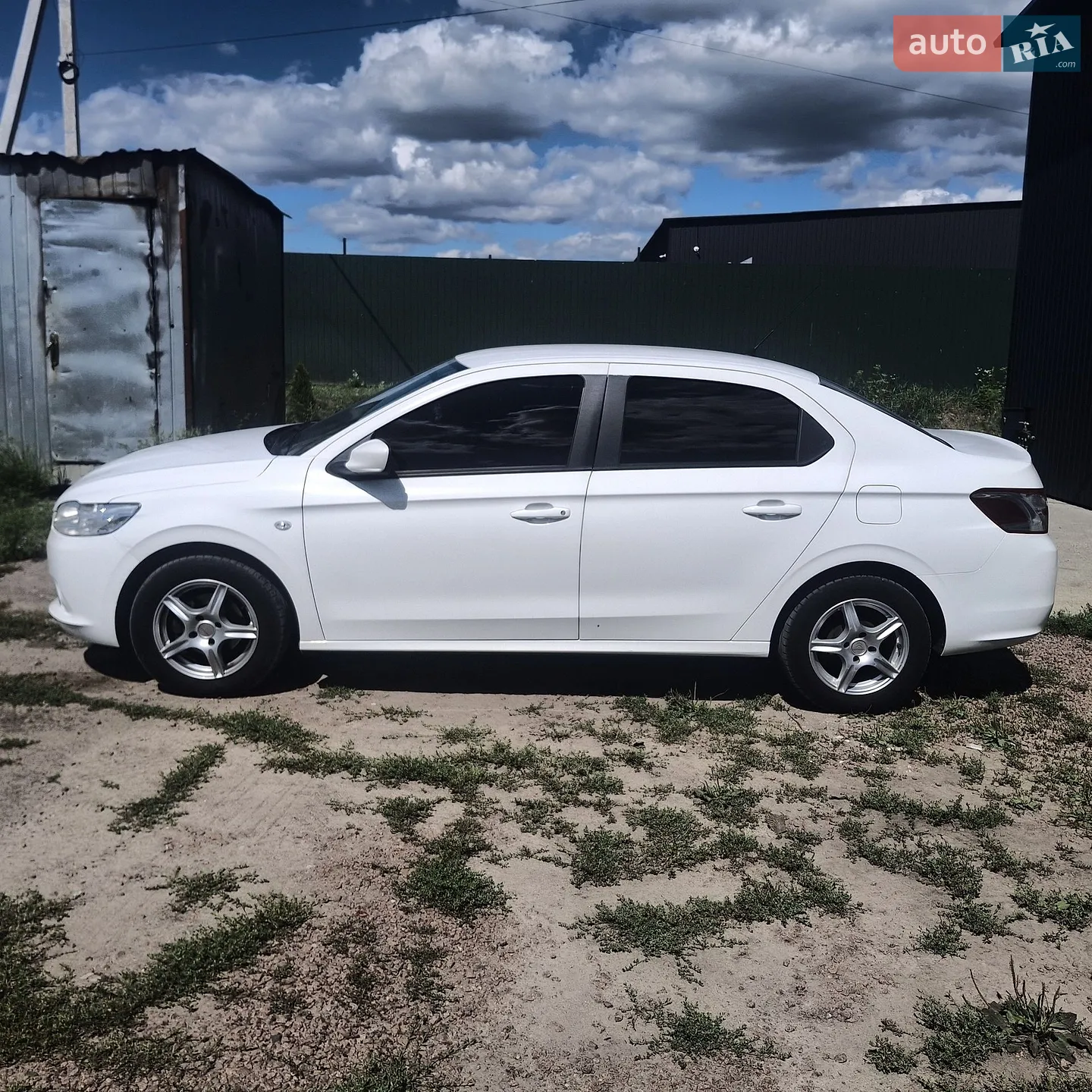 Peugeot 301, 2014