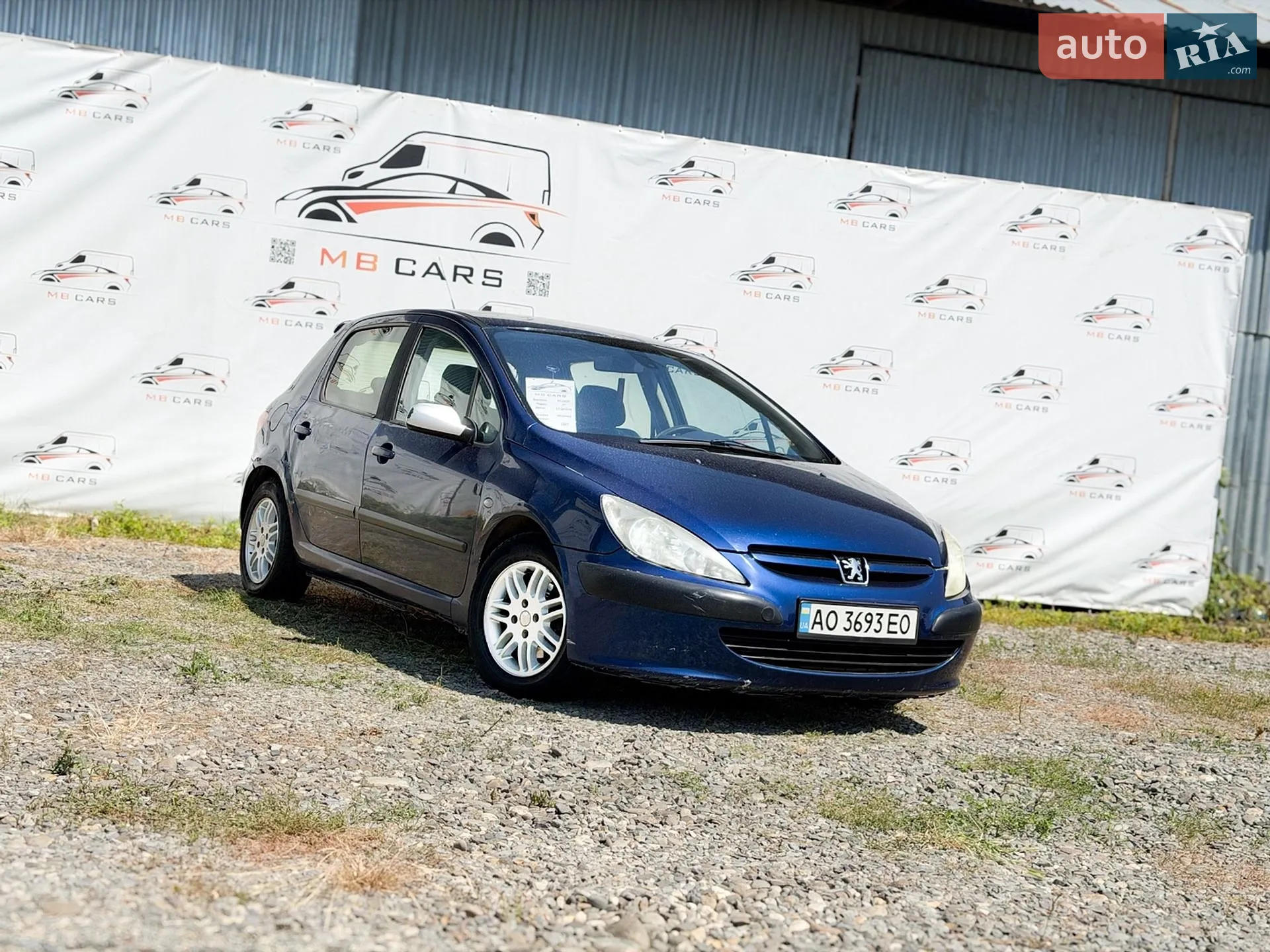 Peugeot 307, 2001