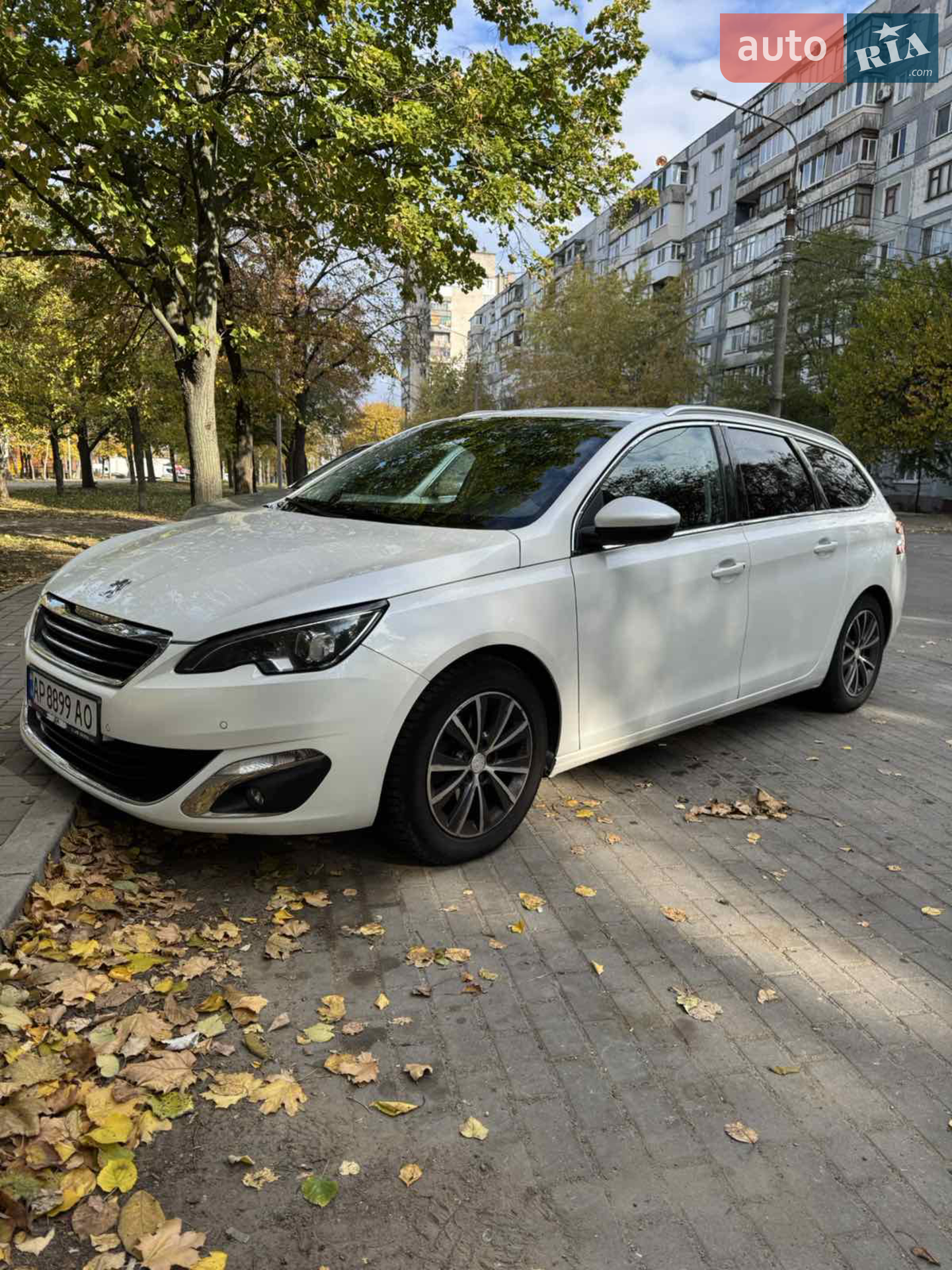 Peugeot 308, 2015