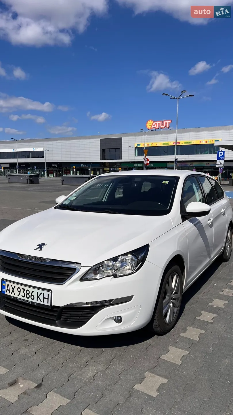 Peugeot 308, 2015