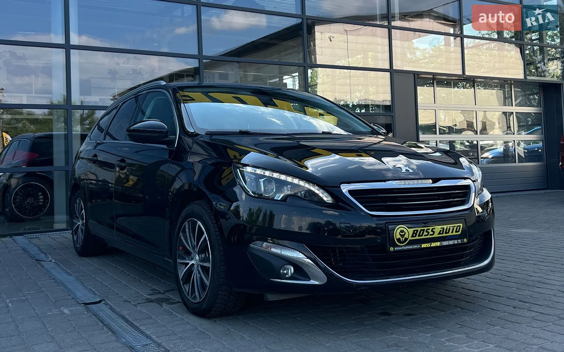 Peugeot 308, 2015