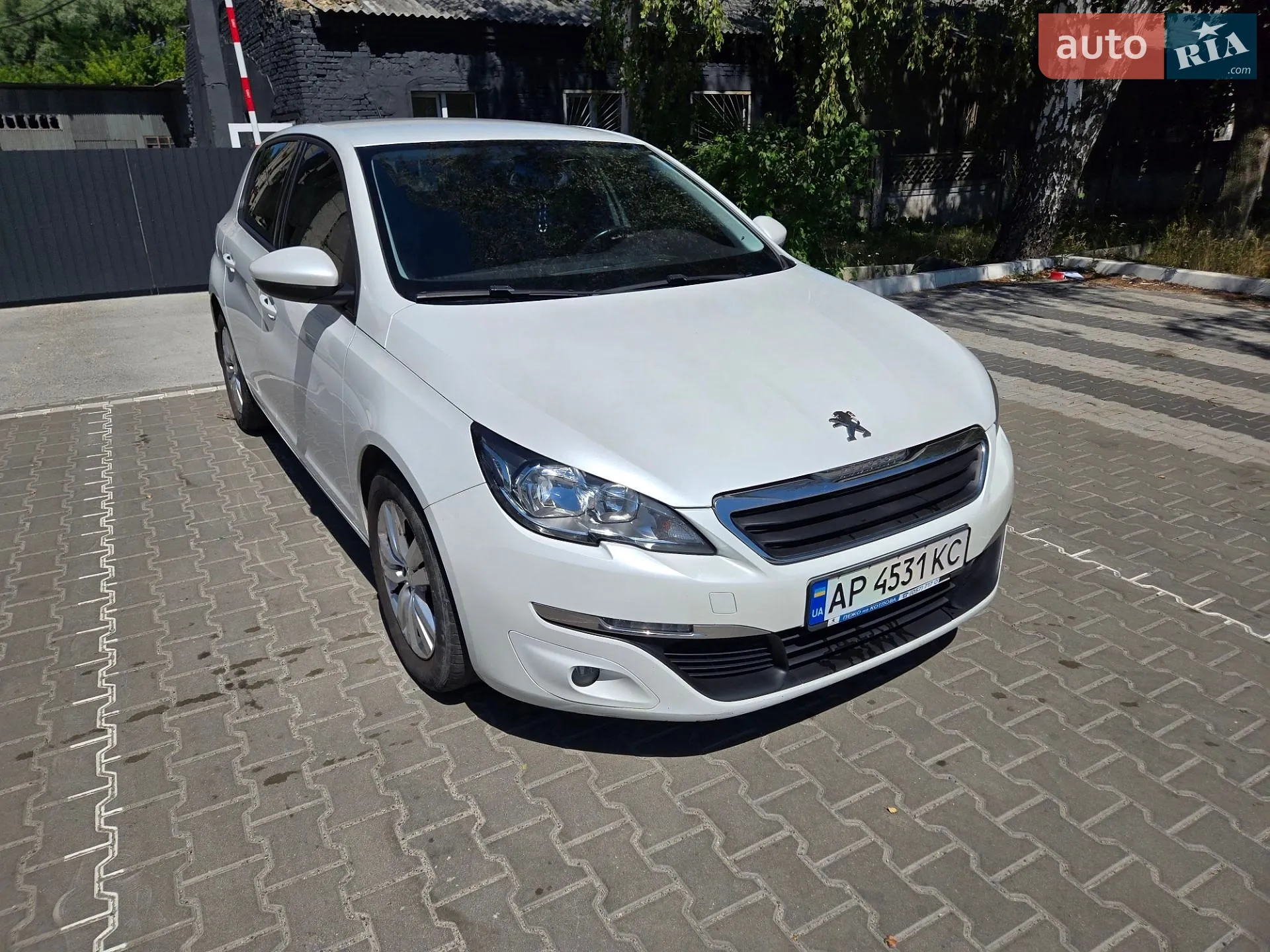 Peugeot 308, 2015
